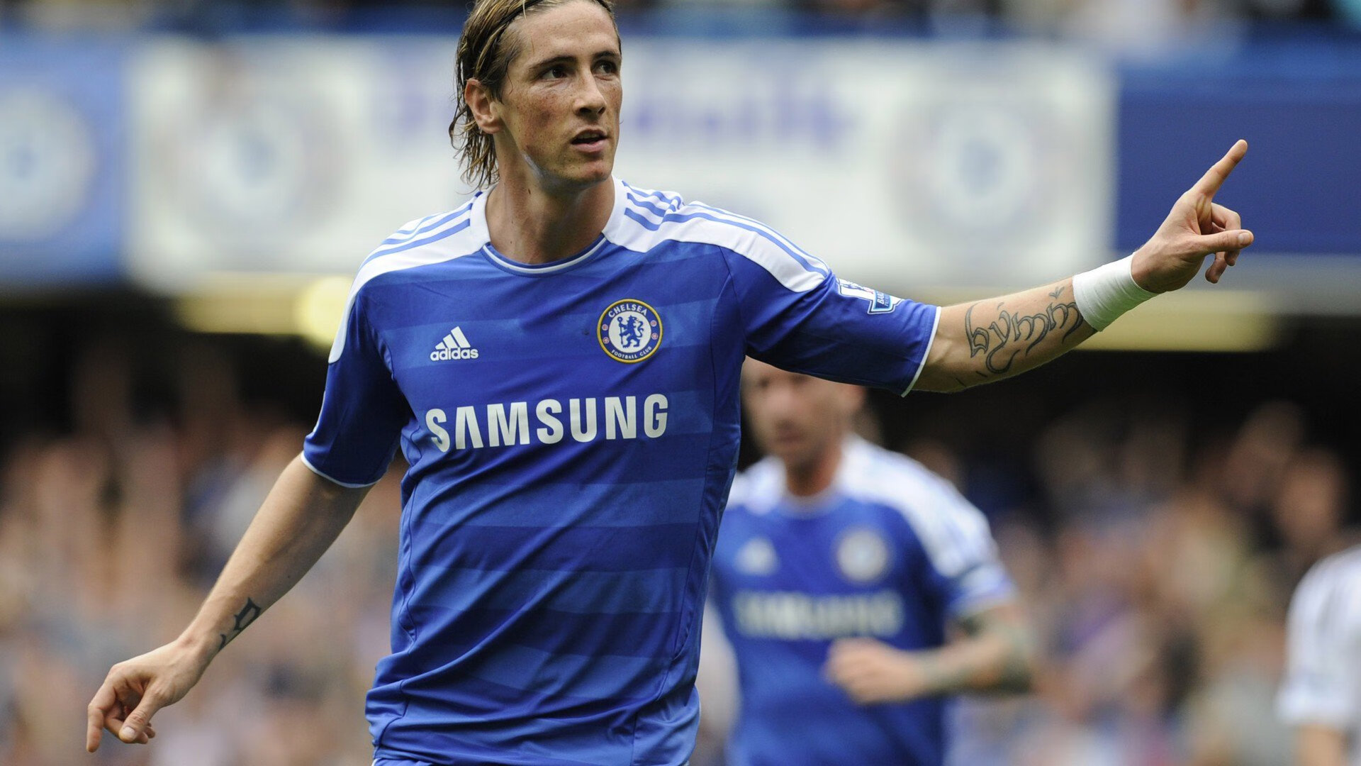 简：爆发性速度和精准技术让全黑队进攻更具威胁